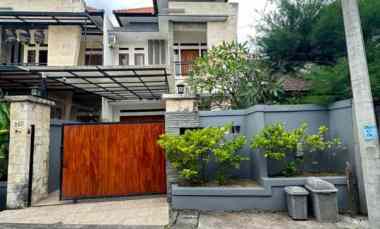 Dijual Rumah 2 Lantai Ada Pool Full Furnished di Sidakarya Denpasar