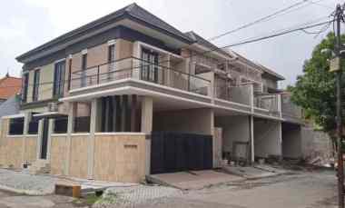 Rumah Baru Murah di Sidosermo dekat Plaza Marina, Jemursari, A. Yani