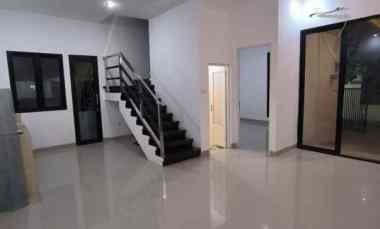 Rumah Dijual di Simpang Darmo