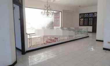 Rumah Dijual di Simpang Darmo Permai Selatan