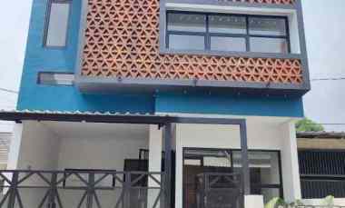458 Rumah Baru 2,5 Lt Modern Industrial Full Furnished di Pamulang
