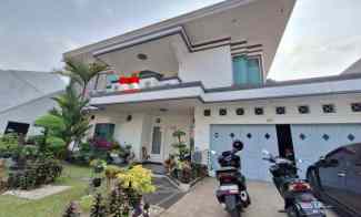 600 Rumah 2 Lt Tanah Luas Semi Furnished dekat UIN di Ciputat Timur
