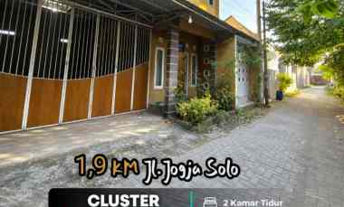 Rumah 2 Lantai dekat Candi Sambisari, Purwomartani, Sleman 1,1 km Kam