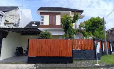 Rumah Megah 2 Lantai 2 Lantai Type 110/191m2 5 menit ke Stasiun Klaten