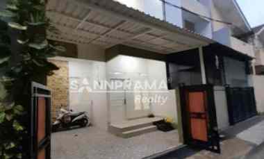 dijual rumah srengseng sawah