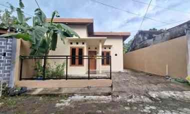 dijual rumah srimartani piyungan bantul