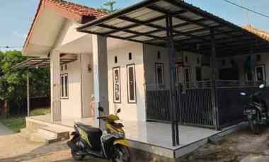 Rumah Dijual di wanasaba