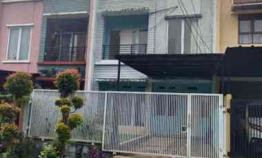 Dijual Rumah Strategis dekat Tol di Limo, Cinere, Depok