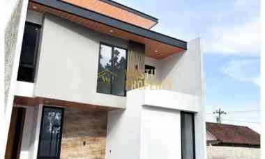 Hunian dalam Cluster One Gate 7 menit ke Kampus Uii Jogja di Ngaglik