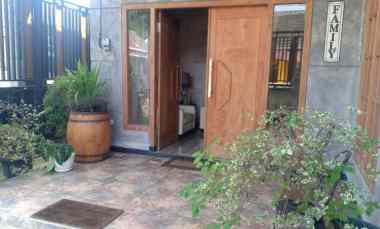 Rumah 2 Lantai Siap Huni Lokasi Strategis di Kota Malang