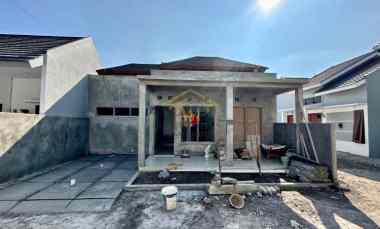 Rumah Murah Proses Finishing Harga 300 Jutaan Belakang Rsud Prambanan