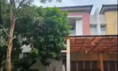 dijual rumah summarecon bluebell