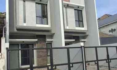 Rumah New 2 Lantai Sutorejo Surabaya, Modern Minimalis, Siap Huni