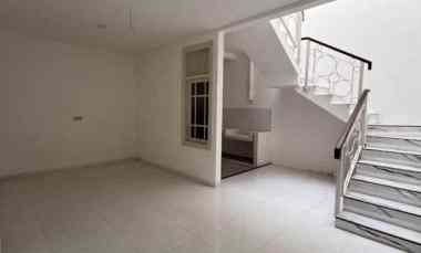 Rumah Dijual di Sutorejo Prima