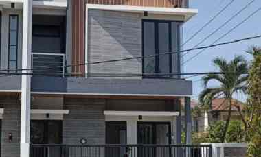 Rumah Mewah 2 Lantai Bonus Furnish Area Sutorejo, Surabaya Timur