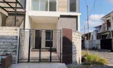dijual rumah sutorejo timur hook