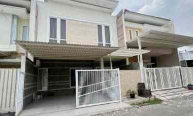 Rumah Dijual Sutorejo Surabaya 2 Lantai Semi Furnish Turun Harga