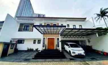 Rumah Mewah Lokasi Elit di Kemang Selatan Jakarta Selatan