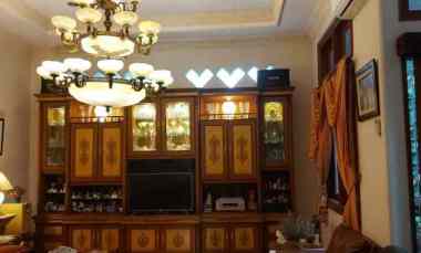 Rumah Mewah Siap Huni di Taman Duren Sawit Jakarta Timur