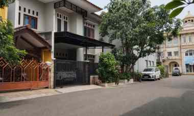 dijual rumah taman galaxy tab