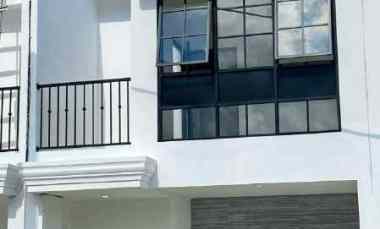 Dijual Rumah di Kebraon Manis Surabaya Barat hanya 10 menit ke Joyoboy