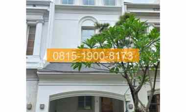 Dijual / Disewakan Townhouse Strategis di Taman Kebon Jeruk Intercon 2