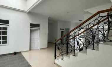 Rumah Dijual di Taman kopo indah 2
