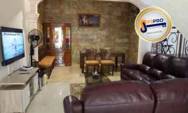 Dijual Rumah Mewah Cantik Furnished di Taman Modern Jakarta Timur