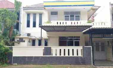 Rumah 2 lantai 10x20 200m Type 4KT Taman Modern Cakung Jakarta Timur