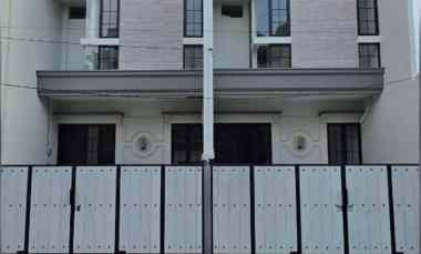 Hunian Mewah Taman Pondok Indah Wiyung hanya 1M-an