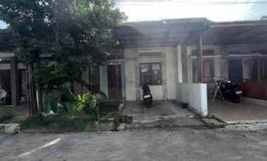 dijual rumah taman sawangan