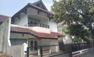 Rumah 2 Lantai di Perumahan Taman Villa Baru Bekasi Selatan