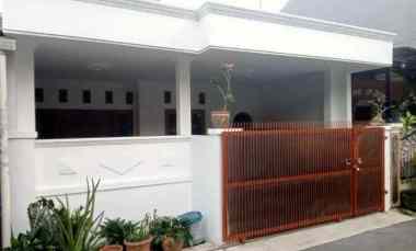 Rumah Dijual di Taman wisma asri