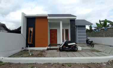 Jual Rumah Minimalis dekat Terminal Prambanan Harga Terjangkau Siap Kp