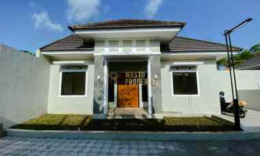 Rumah Cantik Murah Shm, dekat Candi Prambanan di Kalasan
