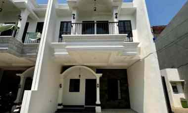 Rumah Dijual di Tanah Baru