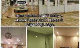 Dijual Rumah Siap Huni. Ukuran Tanah 10x27. Harga 950 jt. Nego
