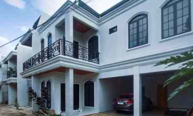 Rumah Mewah Rooftop Private Pool Depok - Rp 2,7 M