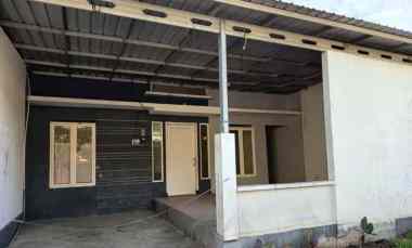 Rumah Dijual di TASIKMADU
