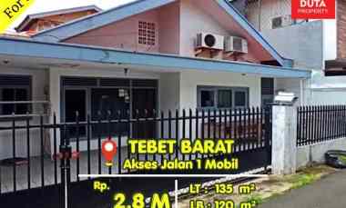 Dijual Rumah Tebet Barat dekat ke Jalan Raya Lokasi Aman Jalan 1 Mobil