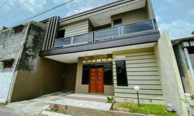 Rumah 2 Lantai Dijual dekat Tugu Jogja Cocok Dijadikan Guest House