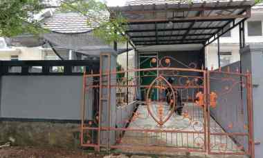 Dijual Rumah Luas Secondary Siap Huni di Telaga Kahuripan Parung