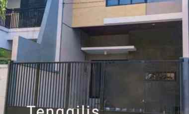 Rumah Lebar 5, Tenggilis, Rungkut, Hadap Selatan, Granit Lantai 80x80