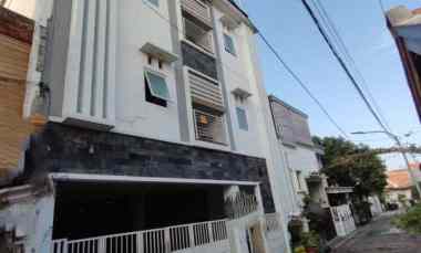 Kos Aktif Tenggilis, Bendul Merisi, Surabaya, Parkir Bisa 6 Mobil