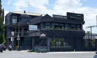 Dijual Rumah Mewah di Tepi Jln Ringroad Selatan Yogyakarta