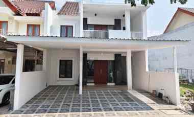 Baru Renovasi Rumah Minimalis di Perum Elit The Gayungsari Surabaya