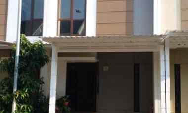 Rumah Siap Huni dekat Mall di Cluster Olive Summarecon Bekasi