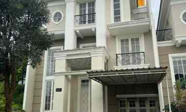 Rumah di Perum Citra Garden Cluster The Peak Malang 3 Lantai