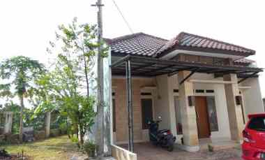 Dijual Rumah Desain Bali Town House Kintamani dekat Tol Jati Asih