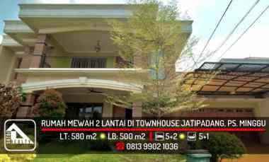 Rumah Mewah di Townhouse Panorama Jatipadang, Pasar Minggu